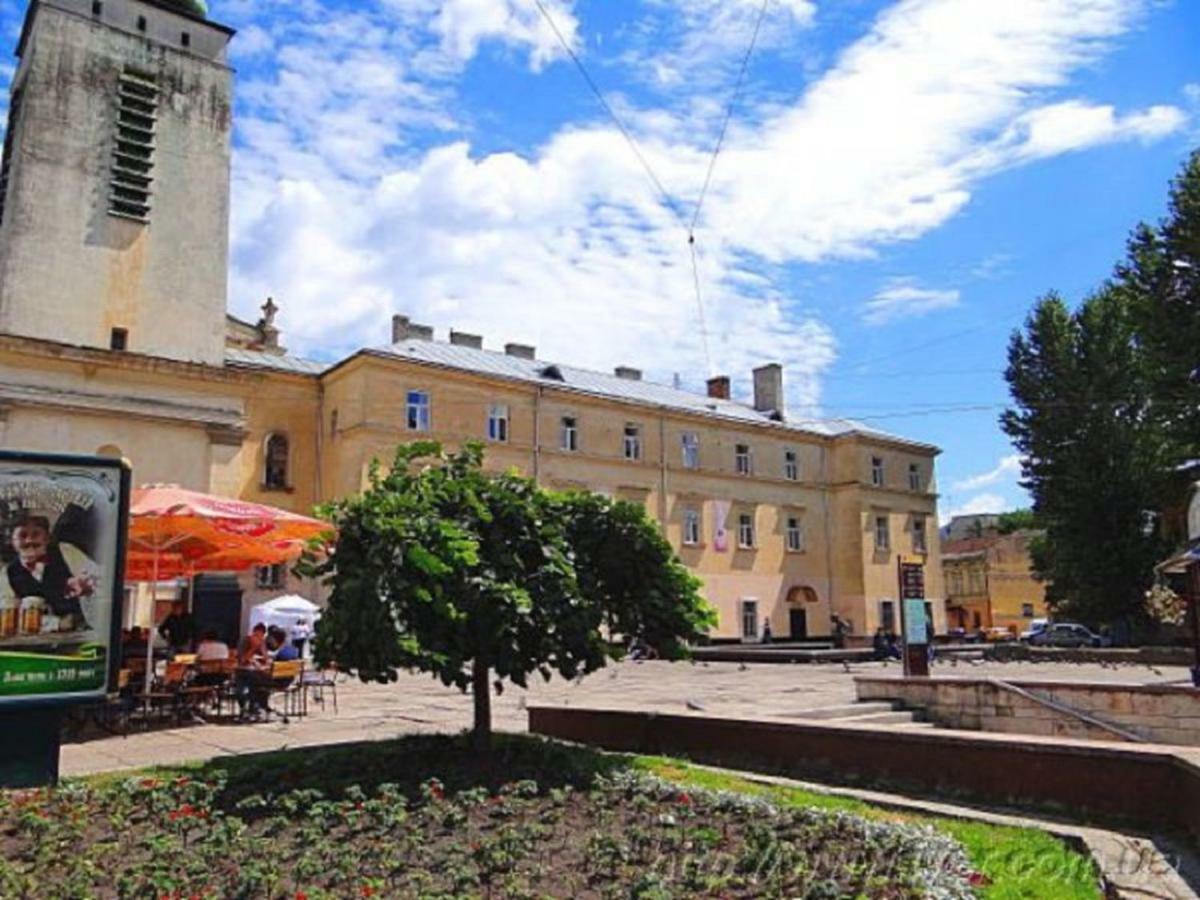 Smart Apartments Lviv Bagian luar foto